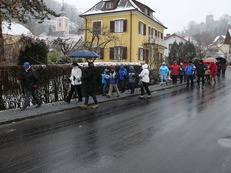 Many started walking from the Austrian city to the border