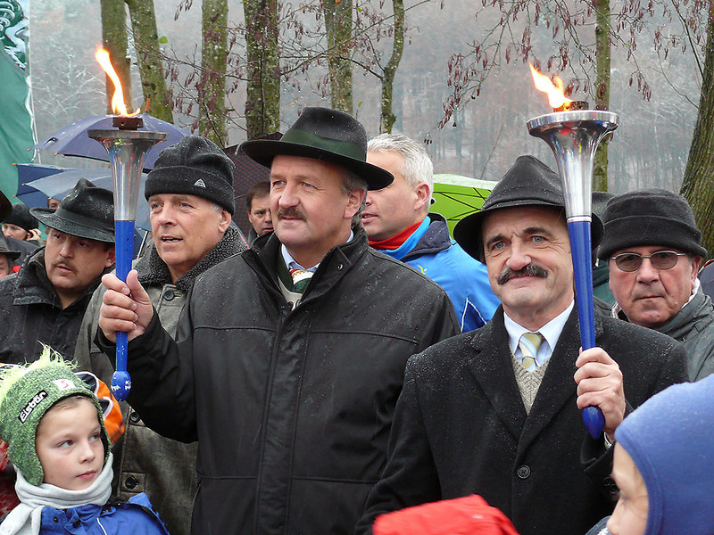 Mayors side-by-side