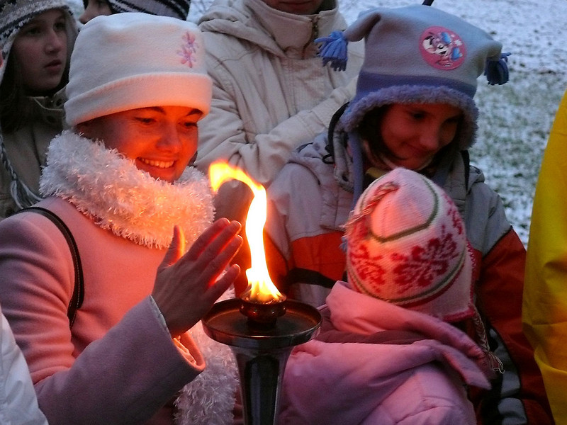 The Harmony Run torch warms up both our hearts and hands (I.)